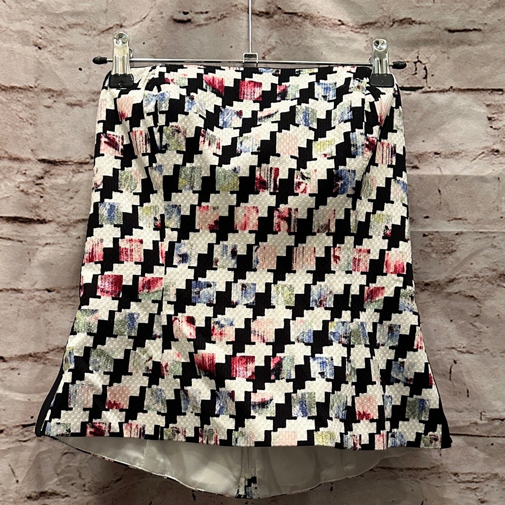 White House Black Market Black and Multicolor Crop Top
